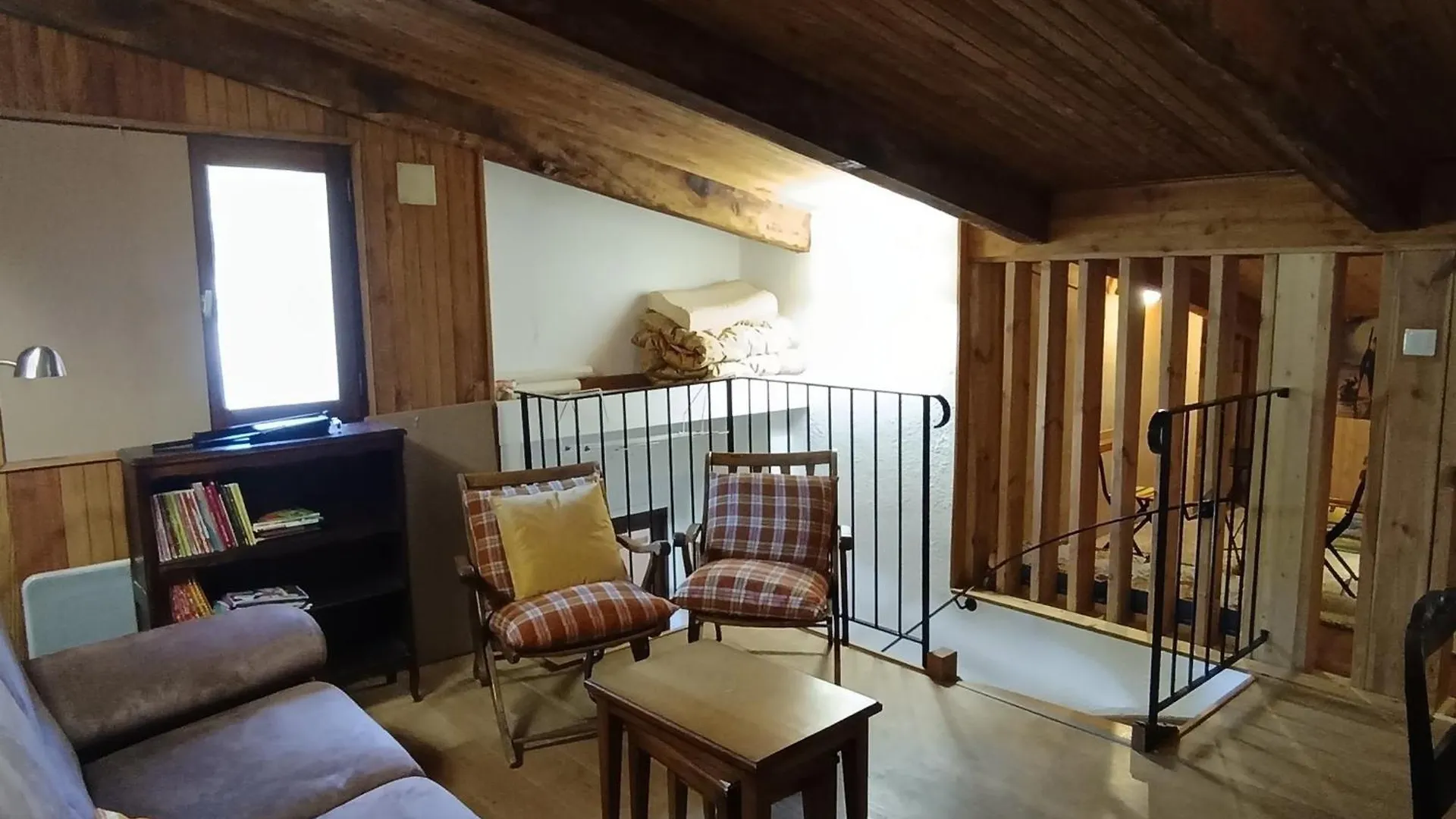 Apartment Charmant Chalet 4 Ch. Pour 9 Pers. A Montgenevre Avec Balcon Face Aux Pistes - Fr-1-445-219